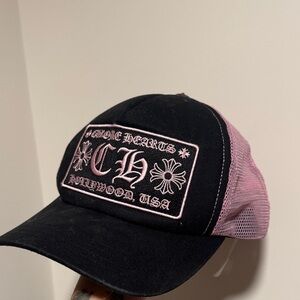 CHROME HEARTS Black and Pink Trucker Hat